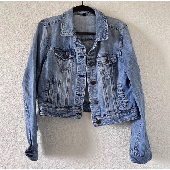 American Eagle Outfitters Jackets & Blazers - American Eagle Jean Jacket Denim Light Medium Wash Semi-Cropped Western M